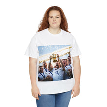 Load image into Gallery viewer, England lifting Web Ellis Cup - light shirts
